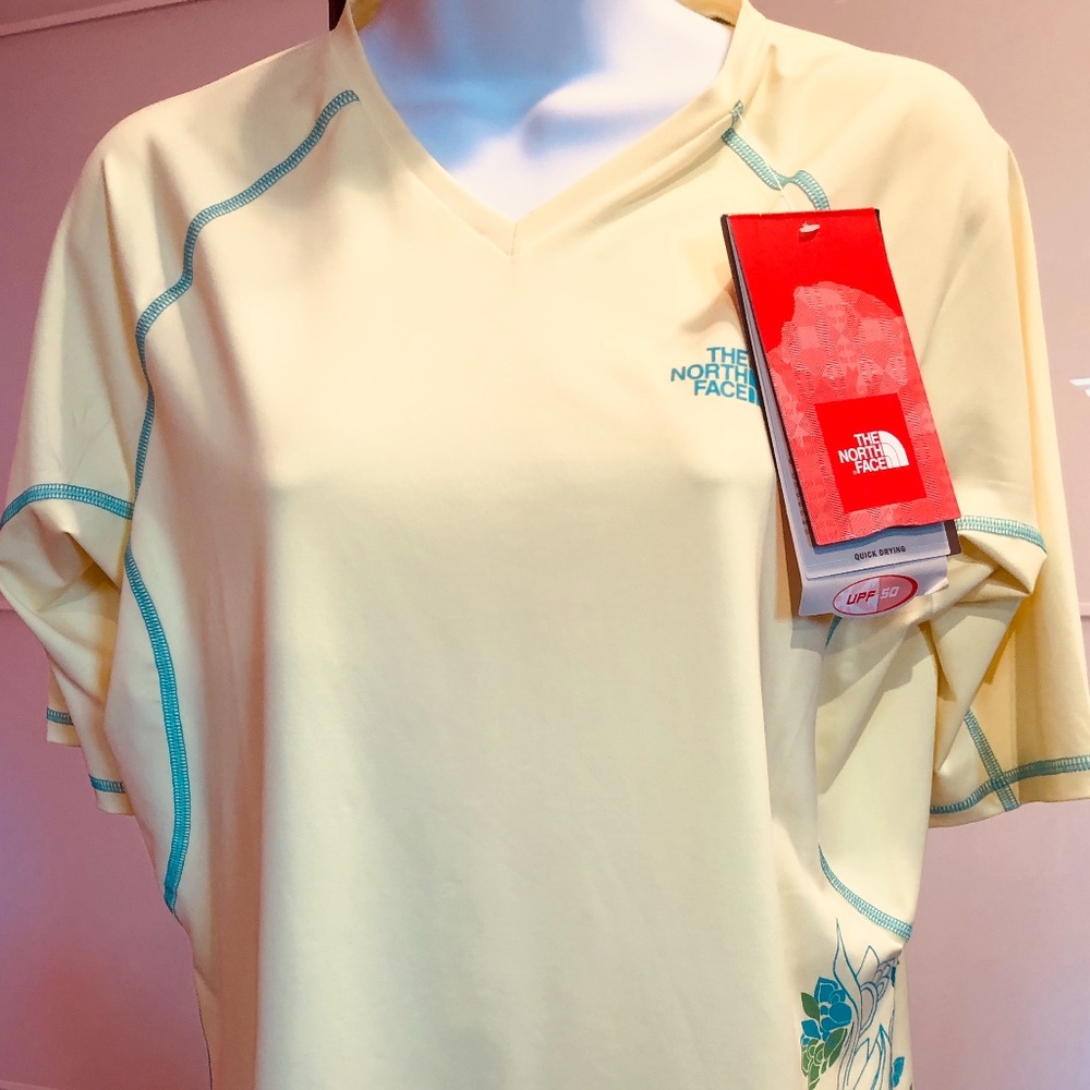 The North-face Top - new